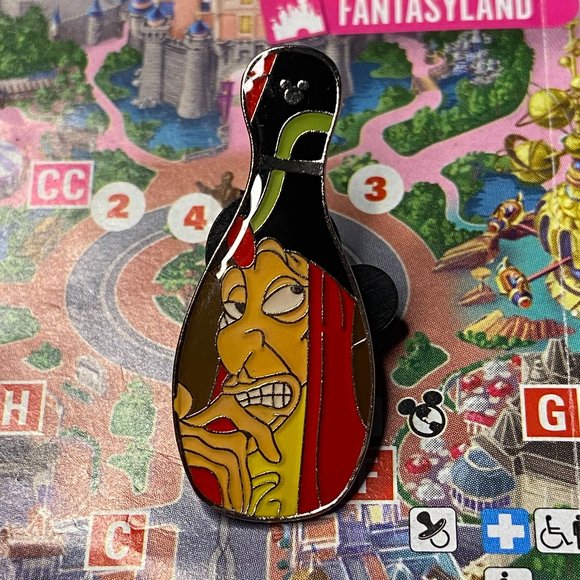 Disney Jafar Aladdin Bowling 2008 Pin - Picture 1 of 3
